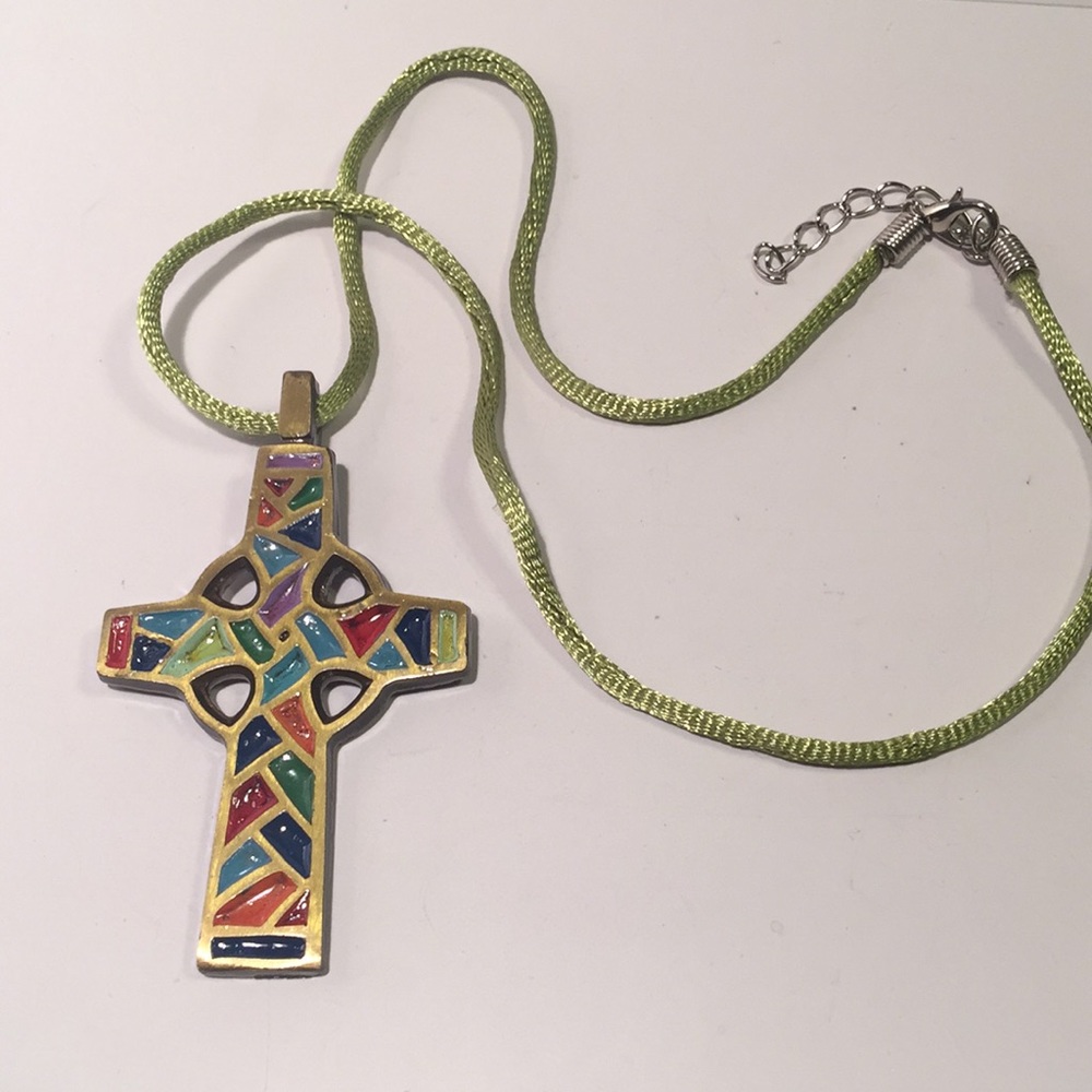 Vintage 1969 Israel gold tone enamel cross